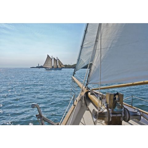Komar Sailing 